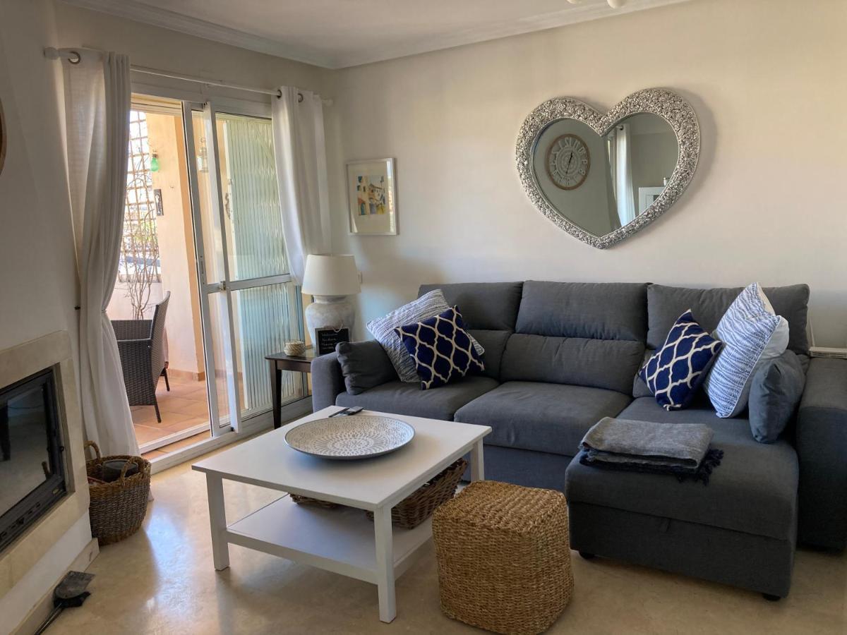 Apartment Duquesa Fairways/Manilva, Spain エクステリア 写真